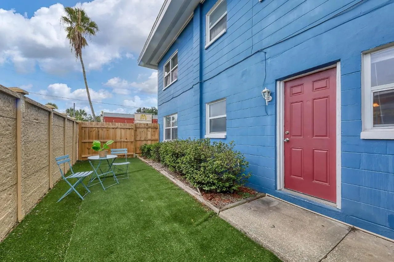 Great Location With Large Garden 2Br Apt Apartment Tampa 0*,  United States